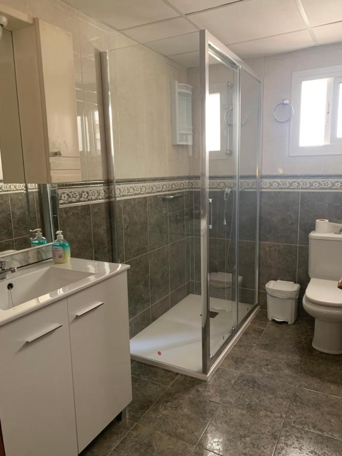 Apartamento Angelinma Apartment Malaga Bagian luar foto