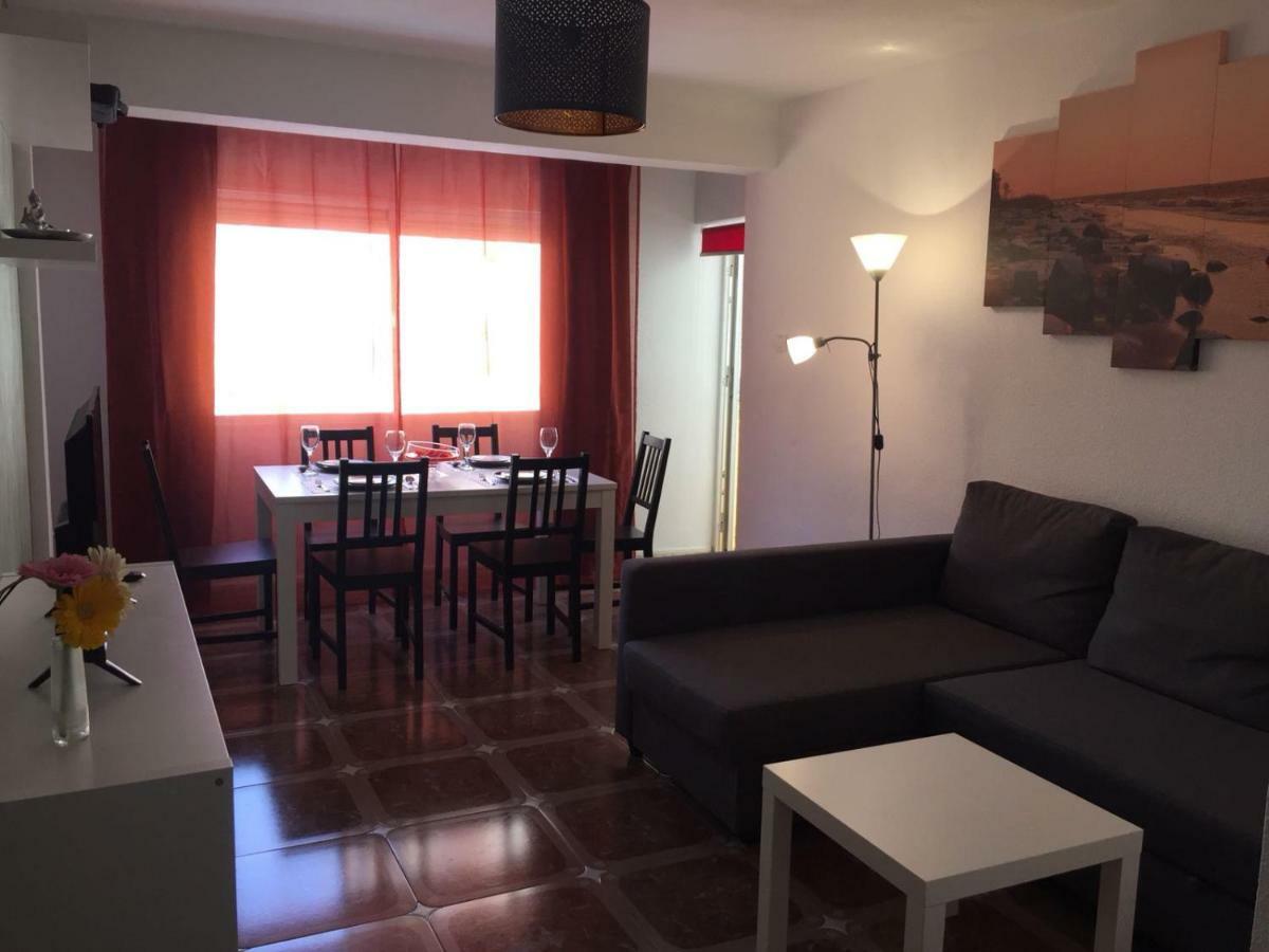 Apartamento Angelinma Apartment Malaga Bagian luar foto